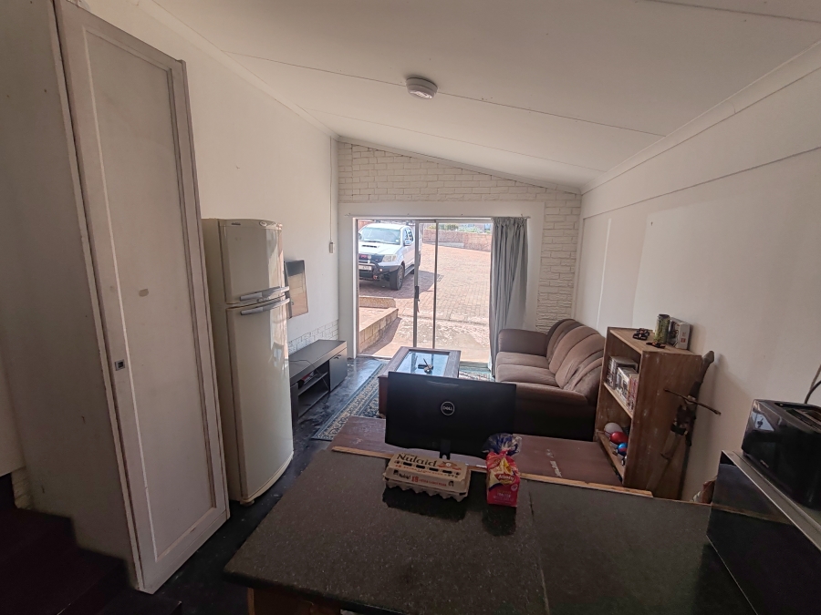 5 Bedroom Property for Sale in Vredenburg Western Cape